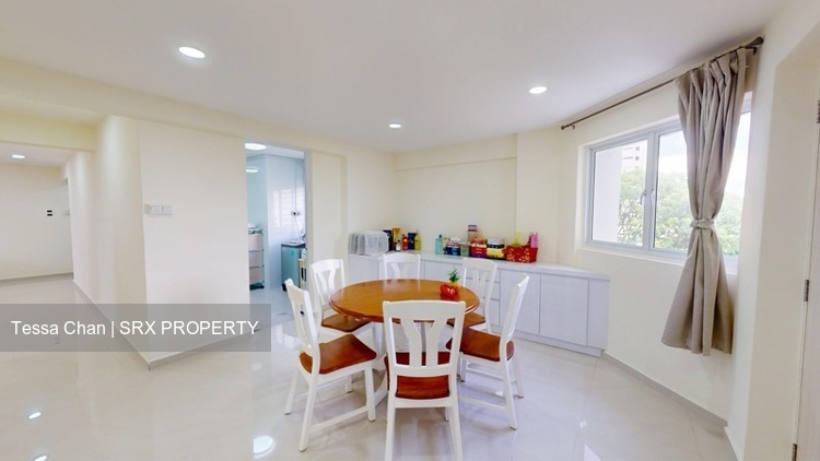 Blk 124 Geylang East Grove (Geylang), HDB 5 Rooms #488598361